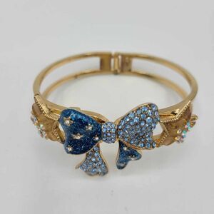 Betsey Johnson Heavens to Betsey Crystal Pave Blue Star Bow Bracelet